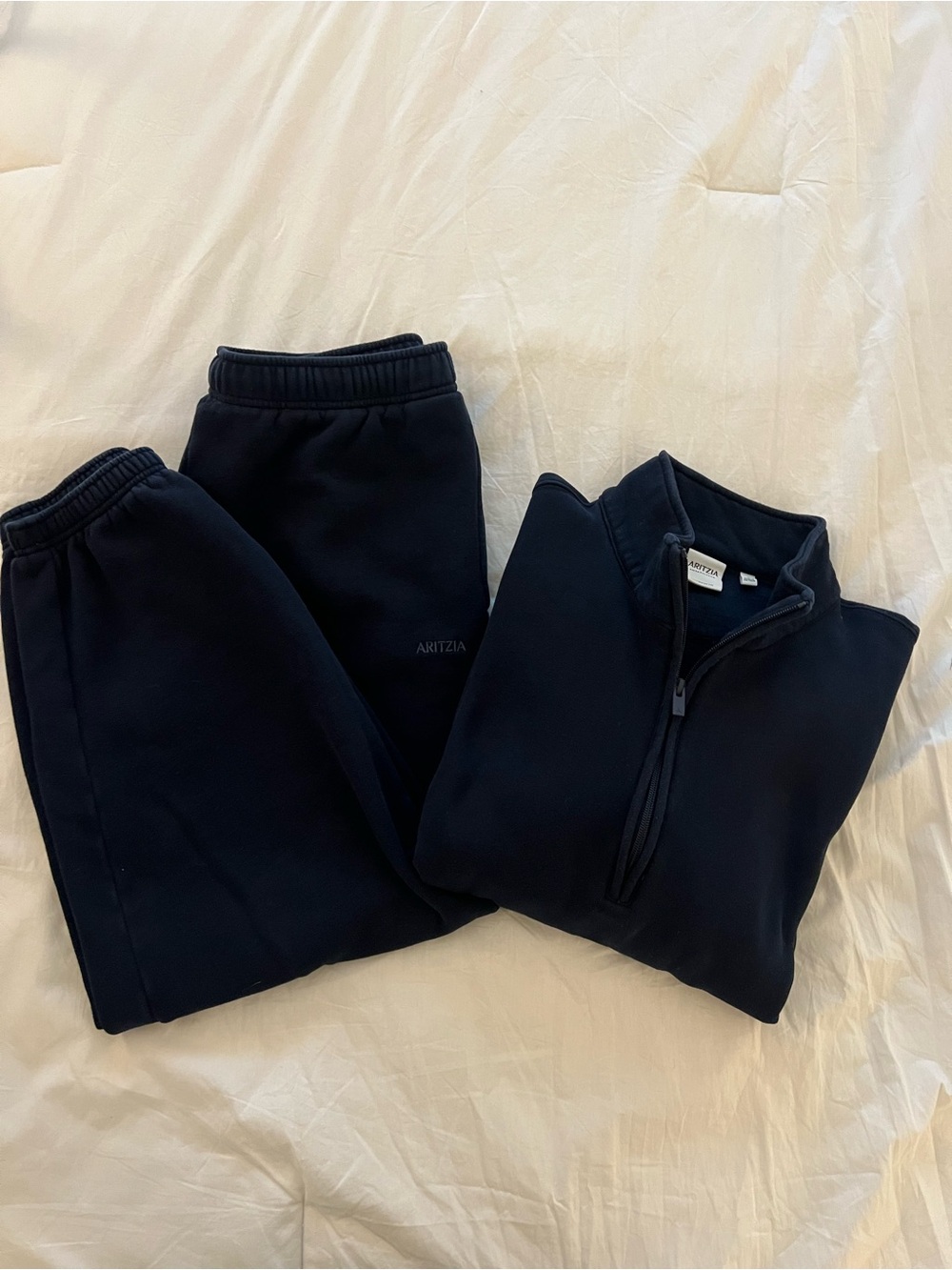 Aritzia Navy Half-Zip Sweatshirt and Joggers Set